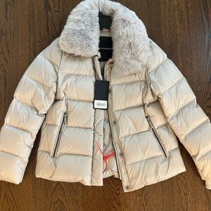 Women's Beige Puffer Jacket with Faux Fur Collar